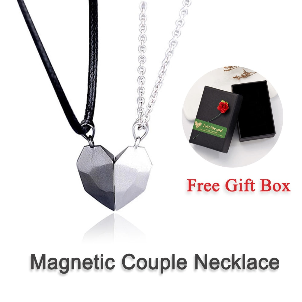 2 PCs Lover Heart Distance Paired Pendant Projection Necklaces