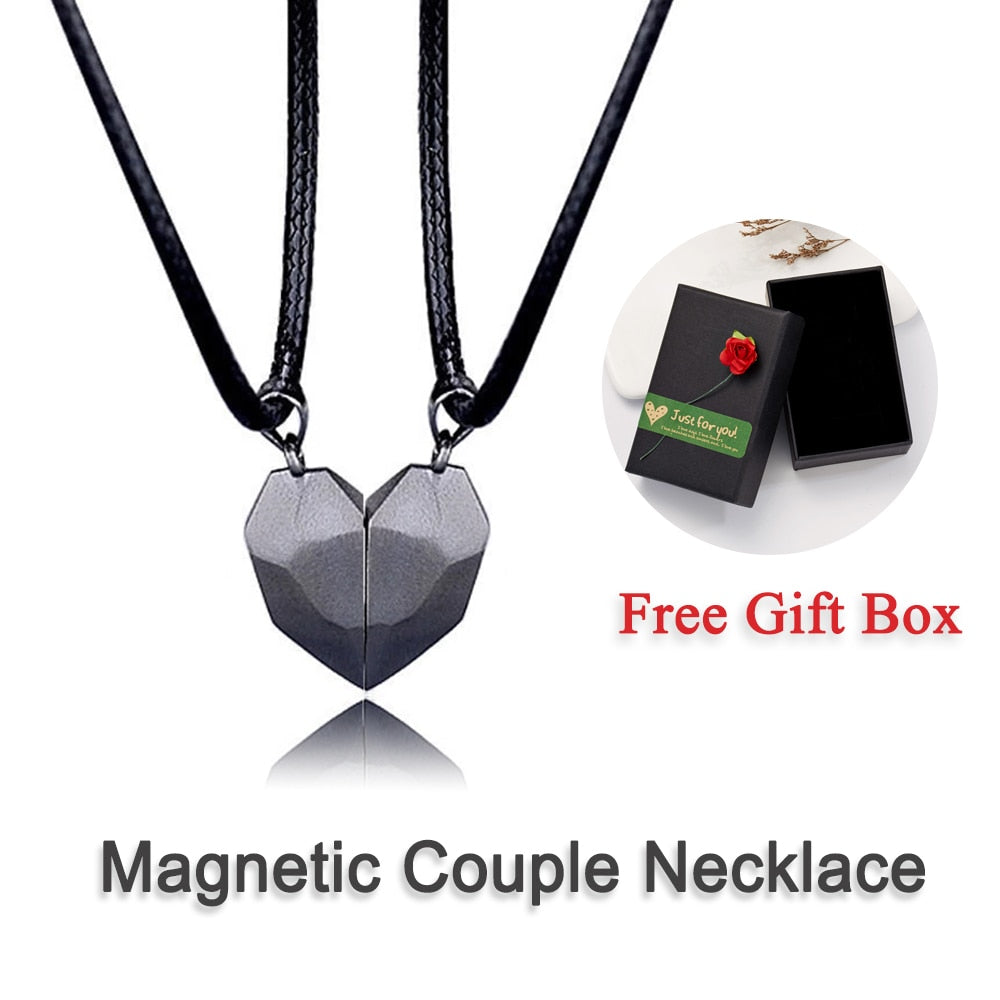 2 PCs Lover Heart Distance Paired Pendant Projection Necklaces