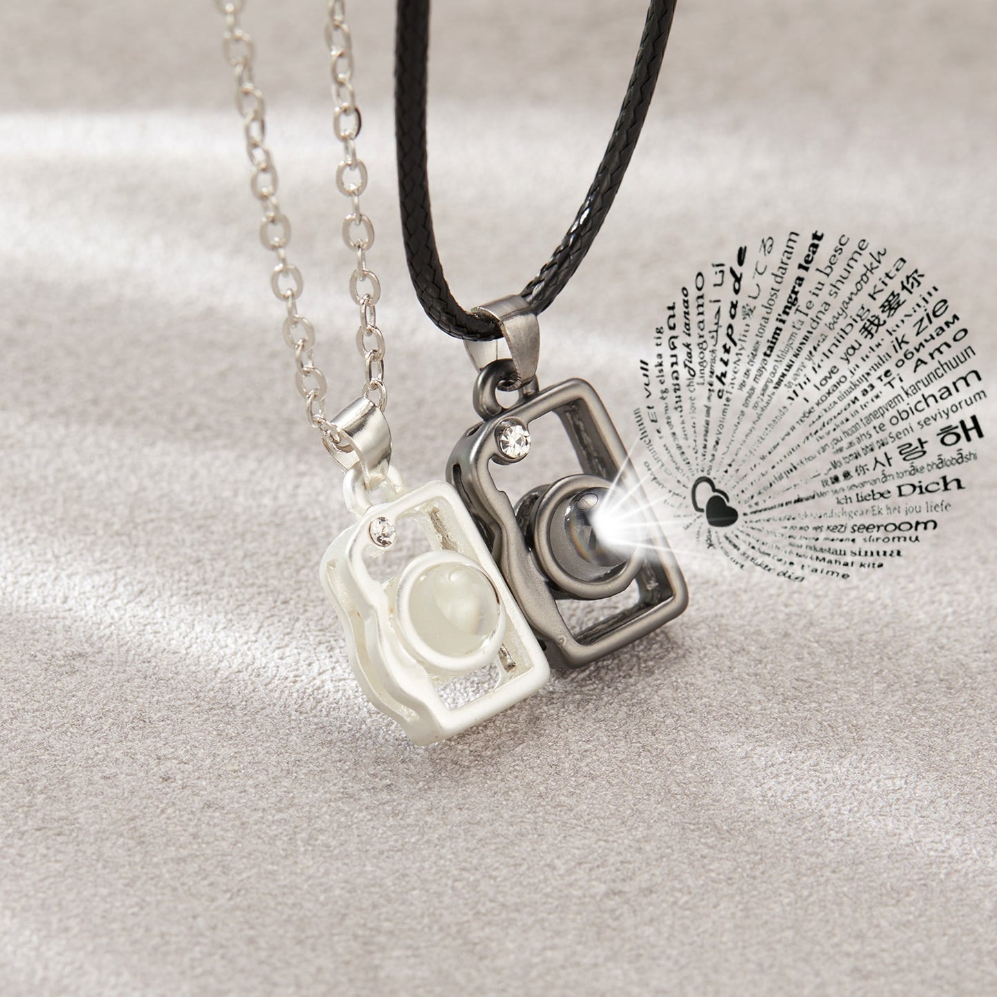 2 PCs Lover Heart Distance Paired Pendant Projection Necklaces