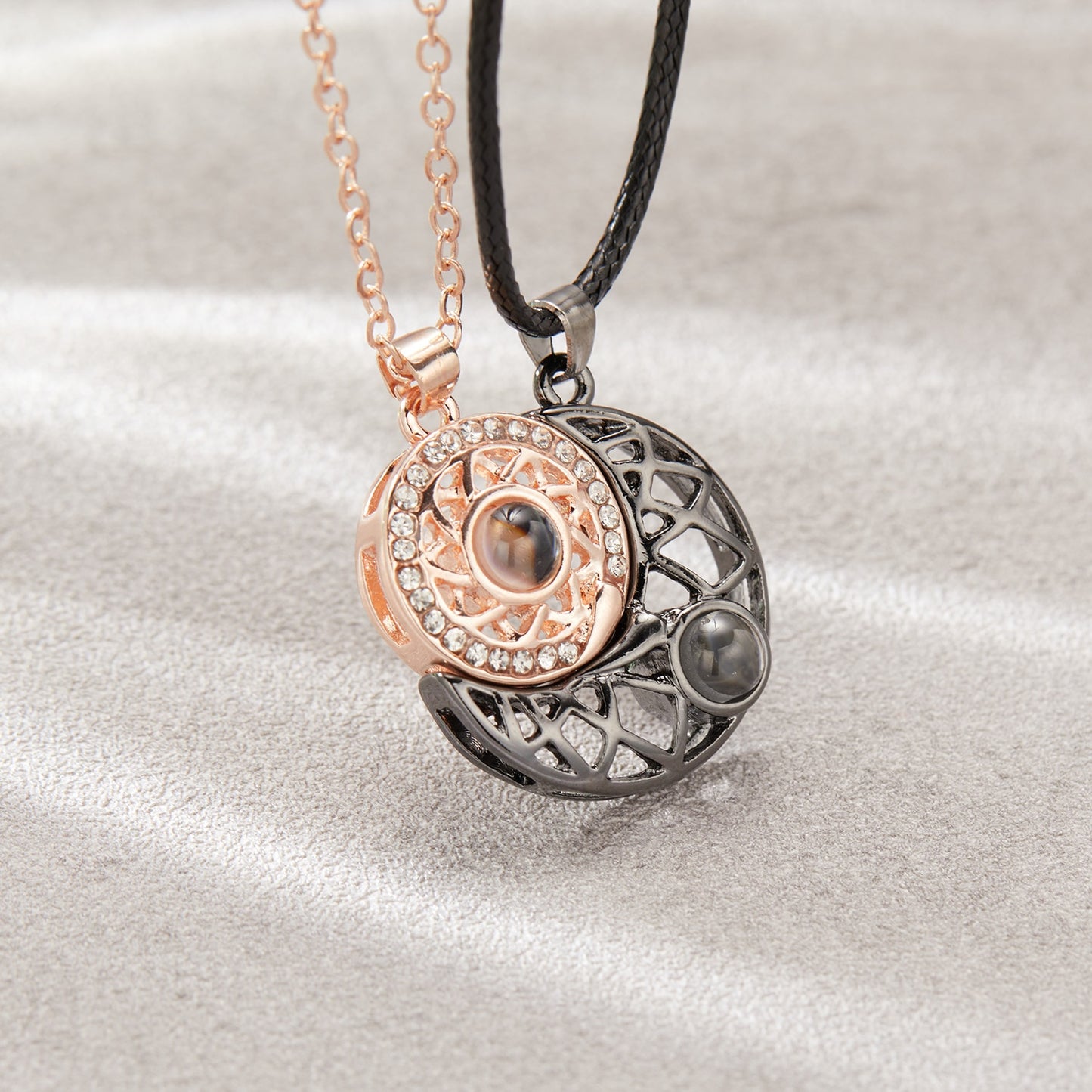 2 PCs Lover Heart Distance Paired Pendant Projection Necklaces