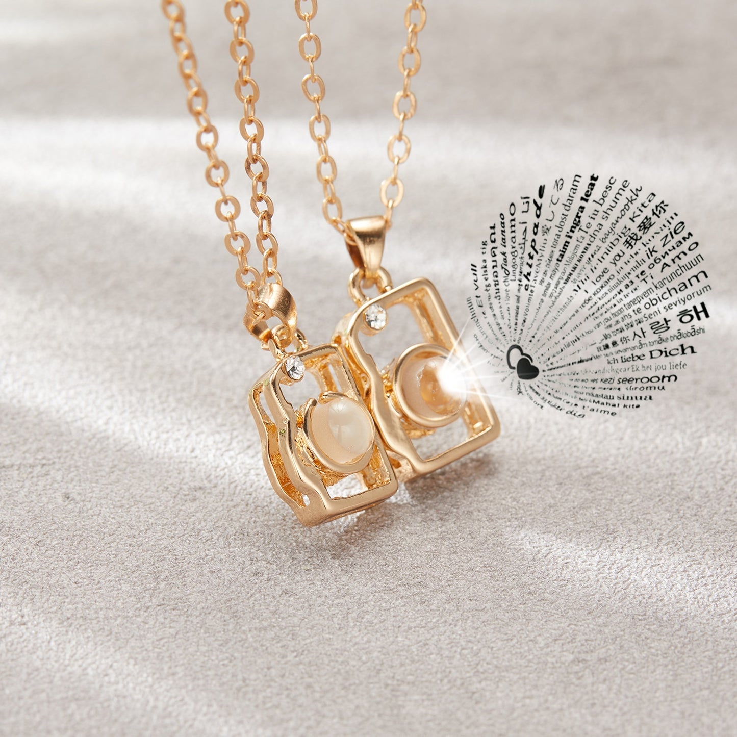 2 PCs Lover Heart Distance Paired Pendant Projection Necklaces